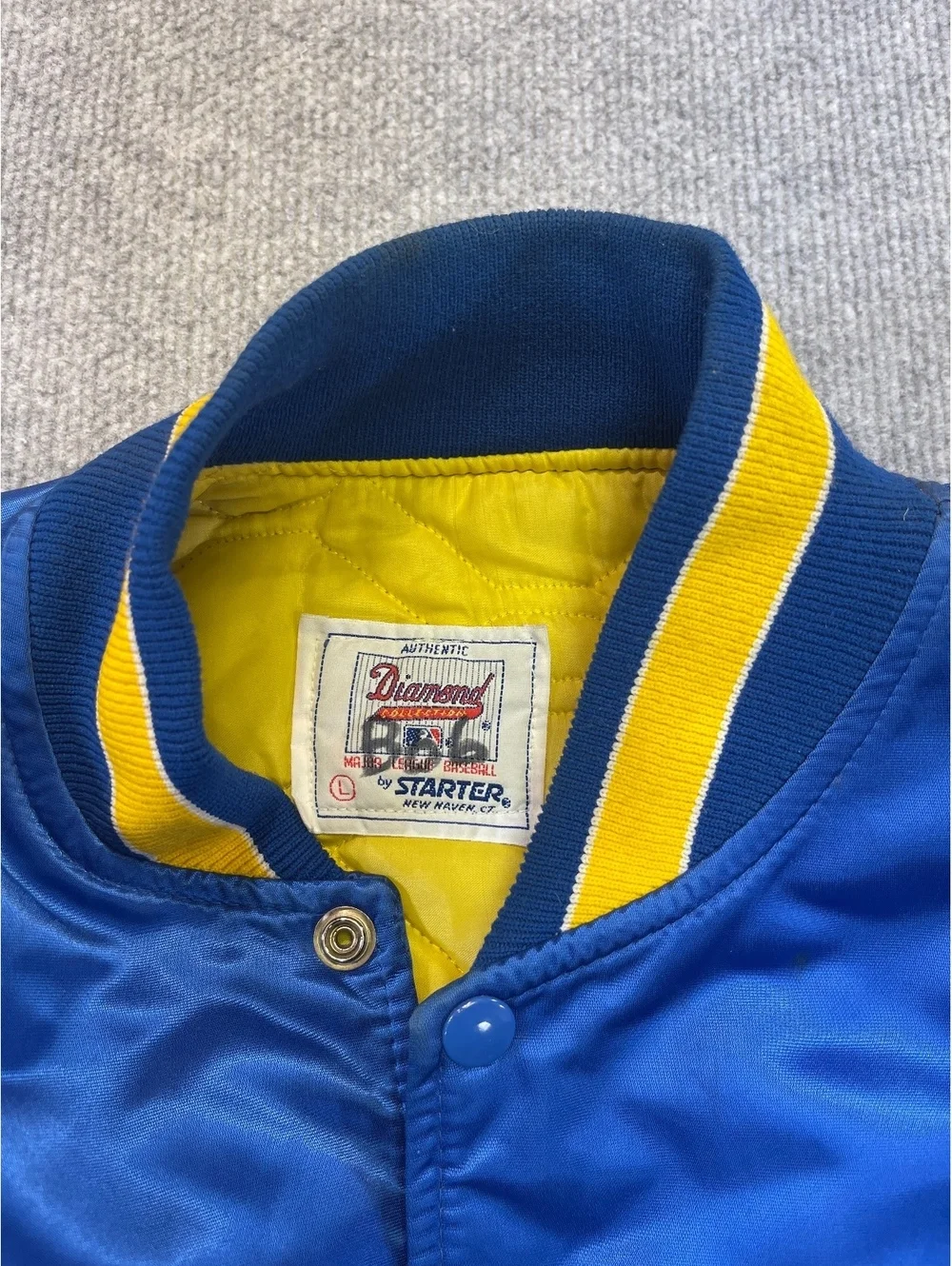 Vintage Milwaukee Brewers Starter Satin Jacket Size Large Blue MLB Bomber Snap